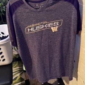 🌞UW Huskies shirt L